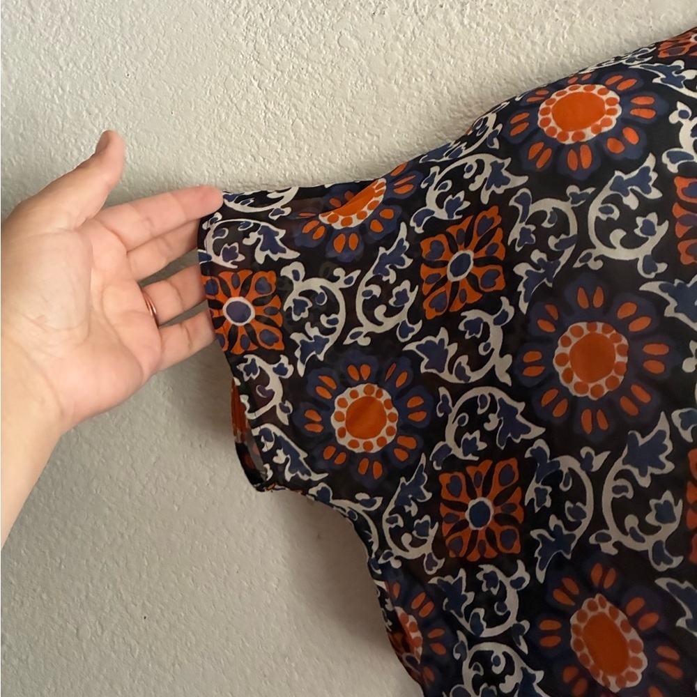 Escada Silk Short Sleeve Floral Wrap Blouse 36/S - Picture 5 of 15